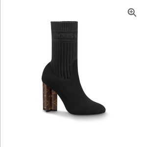 Silhouette ankle boot sock upper monogram heels
